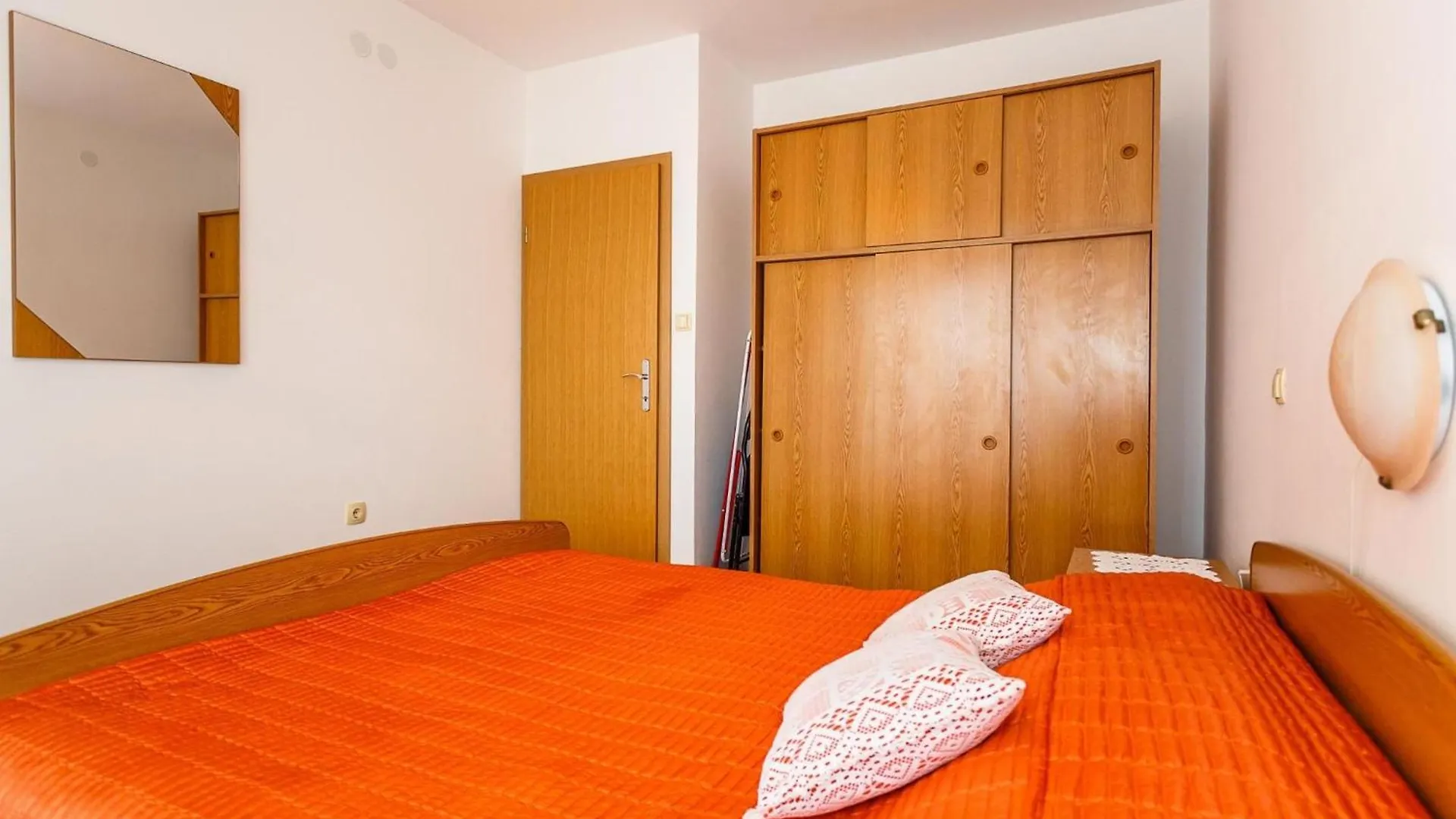 Comfortable Krk Apartment With Sea View And Balcony Krk Town